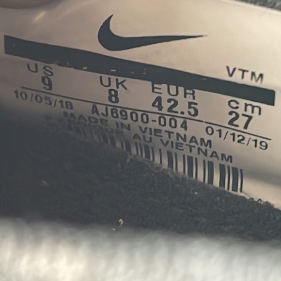 Nike Air Vapormax Flyknit 3 Triple Black Mens Size 9 AJ6900-004 Running - Picture 12 of 13